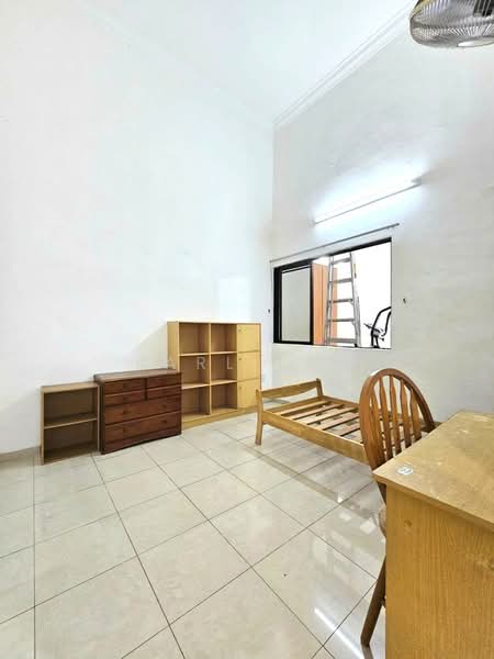 Rumah Teres 1-Tingkat untuk Dijual di Taman Johor Jaya (Johor Bahru) - Karl Lim - Bedroom - PropertyGuru.com.my