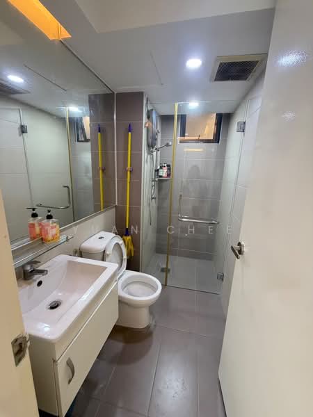 Kediaman Servis untuk Disewa di G Residence - Yuan Chee - Bathroom - PropertyGuru.com.my