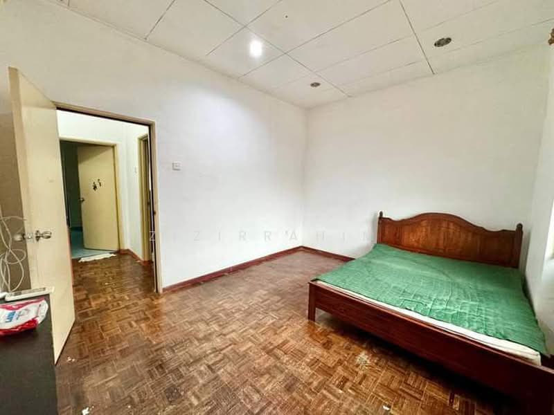 Rumah Teres 2-Tingkat untuk Dijual di Bandar Baru Bangi (Selangor) - Azizirrahim . - Bedroom - PropertyGuru.com.my