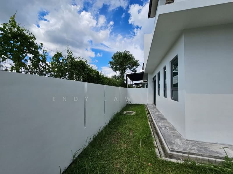 Rumah Berkembar untuk Dijual di Setia Eco Gardens (Gelang Patah) - Endy Law Law - Exterior - PropertyGuru.com.my