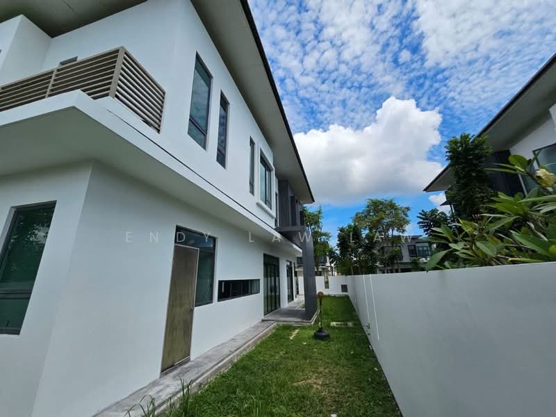 Rumah Berkembar untuk Dijual di Setia Eco Gardens (Gelang Patah) - Endy Law Law - Exterior - PropertyGuru.com.my