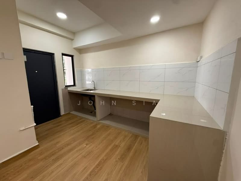 Rumah Teres 3-Tingkat untuk Dijual di Taman Tampoi Utama (Johor Bahru) - John Sia - Kitchen - PropertyGuru.com.my