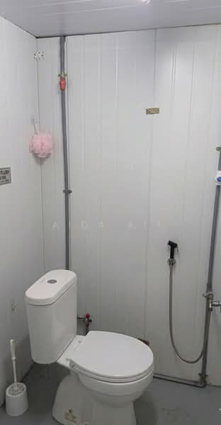 Retail Space for Rent in Seksyen 18 (Shah Alam) - Aida Ali - Bathroom - PropertyGuru.com.my