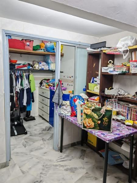 2-storey Terraced House for Sale in Taman Bukit Indah (Ulu Kelang) - Azli Ibrahim - Interior - PropertyGuru.com.my