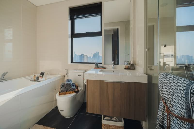 Condominium for Sale at Capella Embassy (D'Rapport Residences) - Ambrose Too - Bathroom - PropertyGuru.com.my