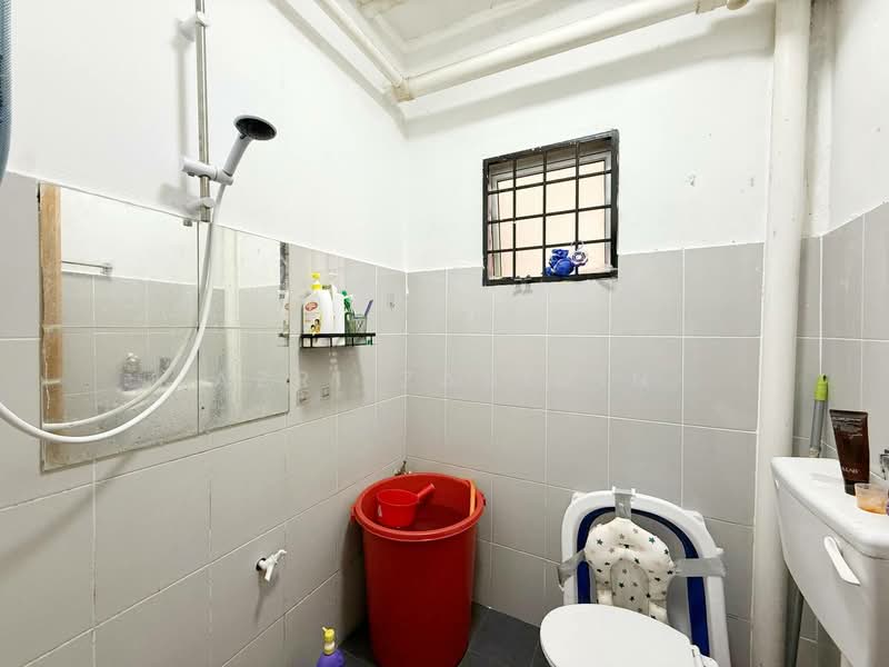 Apartment for Sale at Sri Wira Rivera Rise - Azri Zabidin - Bathroom - PropertyGuru.com.my