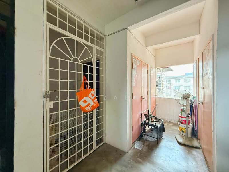 Apartment for Sale at Sri Wira Rivera Rise - Azri Zabidin - Corridor - PropertyGuru.com.my