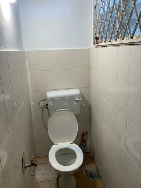 Kedai untuk Disewa di Taman Tun Dr Ismail (Kuala Lumpur) - Nathan - Bathroom - PropertyGuru.com.my