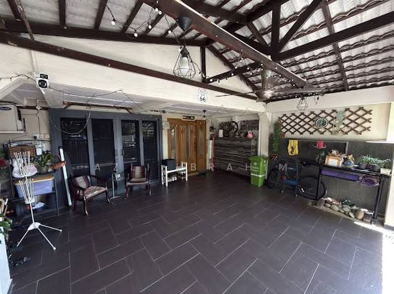 2-storey Terraced House for Sale in Seksyen 5 Wangsa Maju (Wangsa Maju) - Azli Ibrahim - Entrance - PropertyGuru.com.my