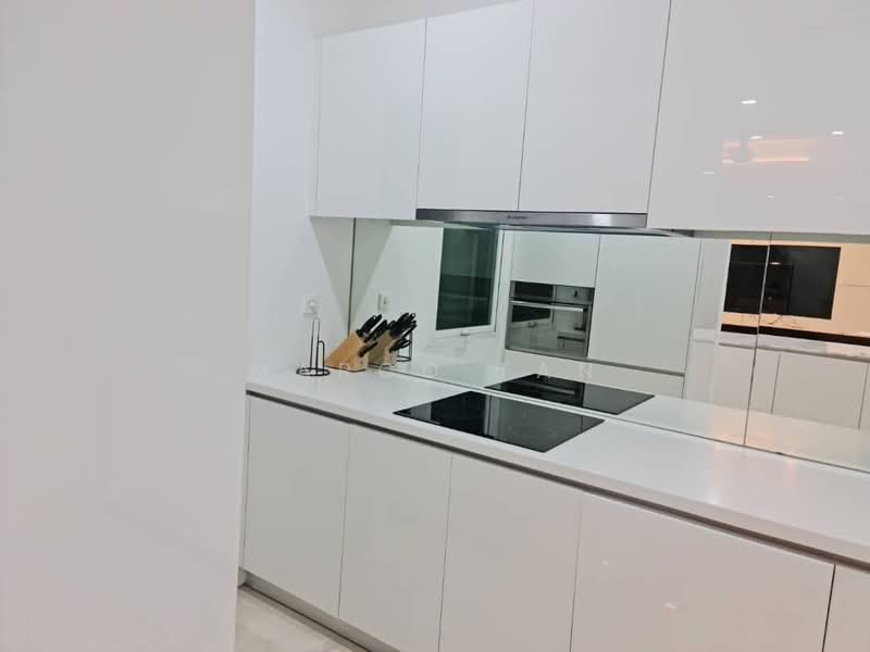 Kediaman Servis untuk Dijual di Quadro Residences - Marco Tan - Kitchen - PropertyGuru.com.my