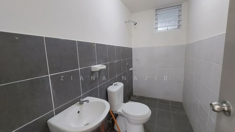 Pangsapuri untuk Disewa di Melodi Perdana - Ziana - Bathroom - PropertyGuru.com.my
