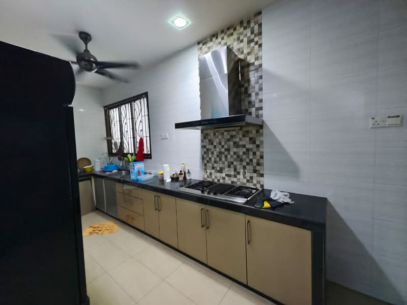 Rumah Berkembar untuk Dijual di Subang Jaya (Selangor) - Darren Ng - PropertyGuru.com.my