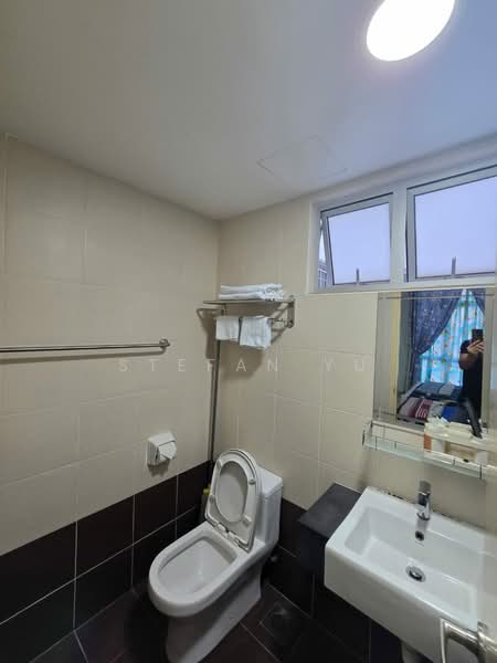 Service Residence for Rent at One Sentral Serviced Residence - Stefan Yu - Bathroom - PropertyGuru.com.my