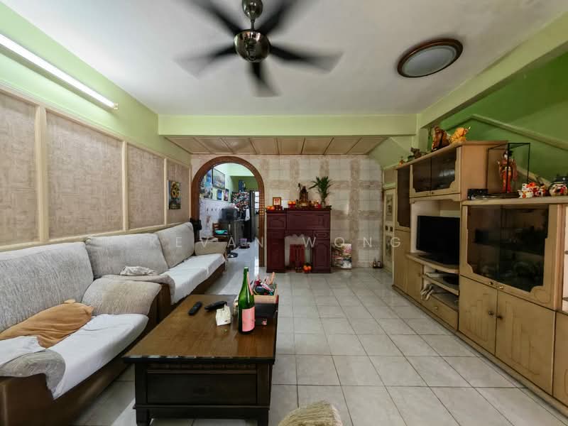 Rumah Teres 2-Tingkat untuk Dijual di Taman Sri Gombak (Gombak) - Kevan Wong - Living Room - PropertyGuru.com.my