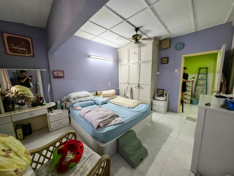 Rumah Teres 2-Tingkat untuk Dijual di Taman Sri Gombak (Gombak) - Kevan Wong - Bedroom - PropertyGuru.com.my