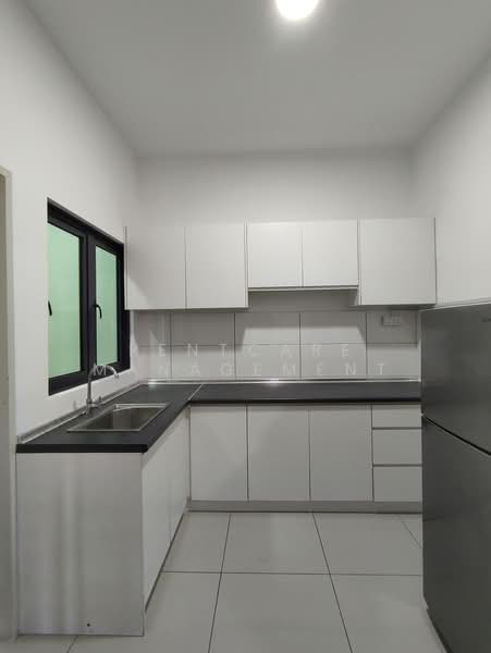 Condominium for Rent at Parkhill Residence - RentCare Management - Kitchen - PropertyGuru.com.my