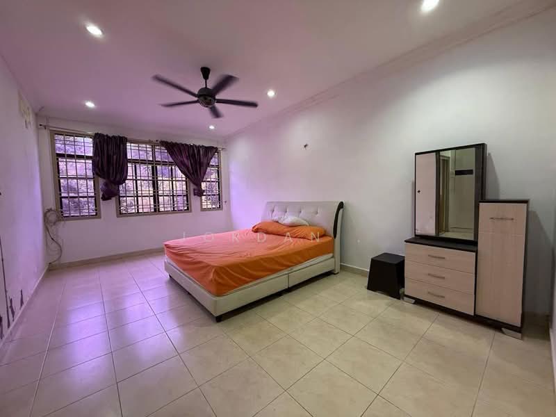 2-storey Terraced House for Sale in Bandar Baru Permas Jaya (Permas Jaya) - Jordan . - PropertyGuru.com.my
