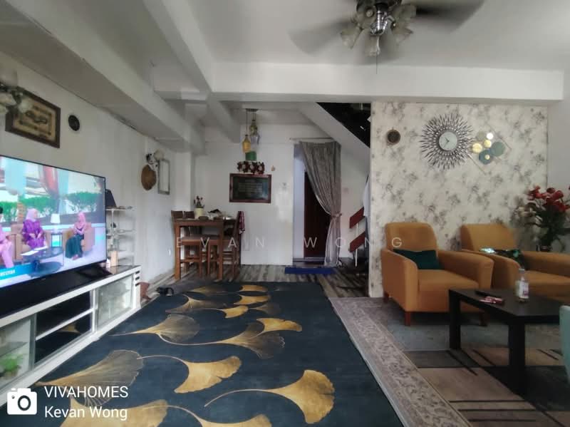 Rumah Teres 2-Tingkat untuk Dijual di Taman Sri Gombak (Gombak) - Kevan Wong - Living Room - PropertyGuru.com.my