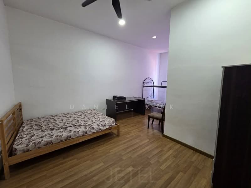 Rumah Berkembar untuk Dijual di Bandar Bestari (Klang) - Daniel Kok - Bedroom - PropertyGuru.com.my