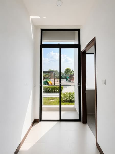 2-storey Terraced House for Rent in Puteri Harbour (Iskandar Puteri (Nusajaya)) - Winnie Lau - Corridor - PropertyGuru.com.my