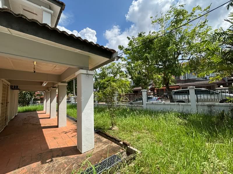 2-storey Terraced House for Sale in Seksyen 4 (Kota Damansara) - Jasmine Yap - Exterior - PropertyGuru.com.my