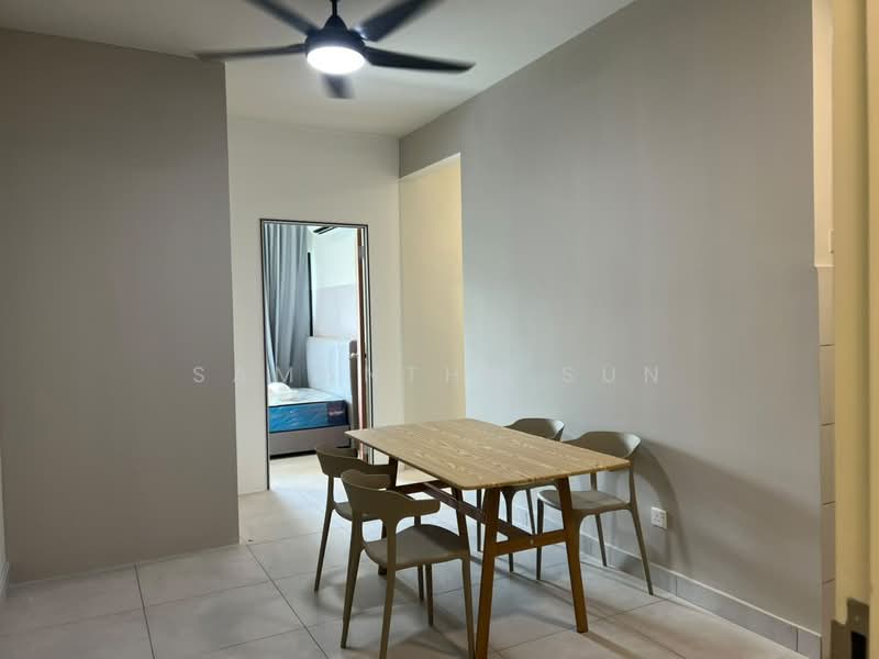 Service Residence for Rent at Majestic Maxim - Samantha Sun - Dining Room - PropertyGuru.com.my