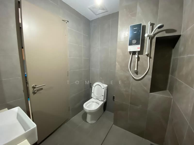 Kediaman Servis untuk Disewa di Mossaz @ Empire City - Tom Lee - Bathroom - PropertyGuru.com.my