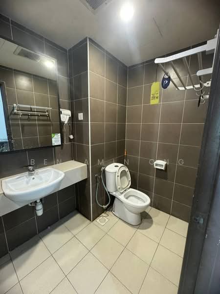 Apartment for Rent at Bayu Marina - Benjamin Ong - Bathroom - PropertyGuru.com.my