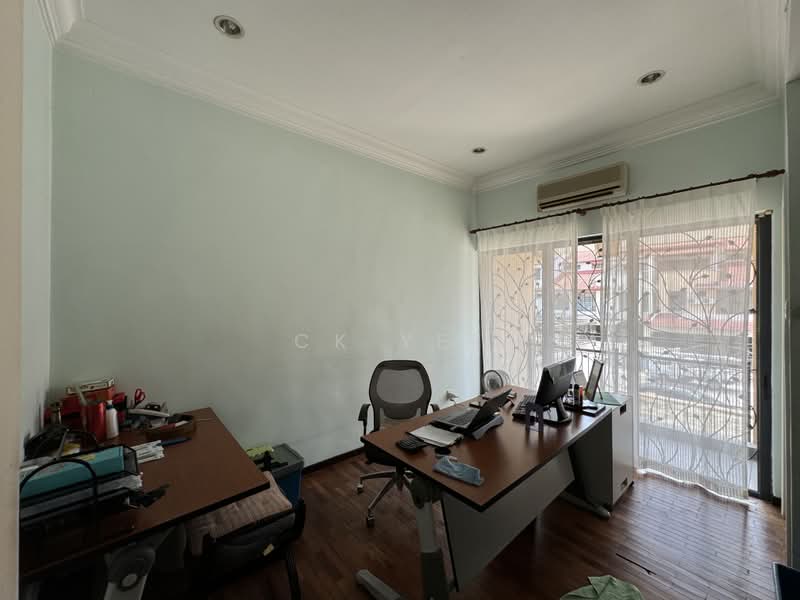 Rumah Teres 3-Tingkat untuk Dijual di Taman Esplanad (Bukit Jalil) - CK Yee - PropertyGuru.com.my