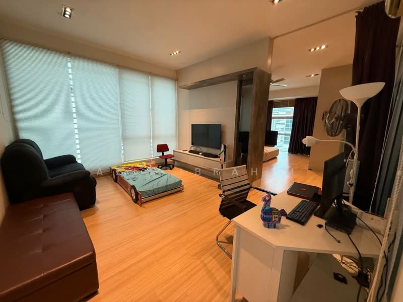 Rumah Berkembar untuk Dijual di Cyberjaya (Selangor) - Azli Ibrahim - Living Room - PropertyGuru.com.my