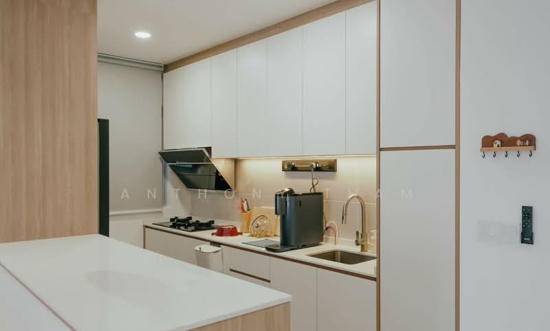 Kediaman Servis untuk Dijual di Summer Suites - Residensi Bukit Meldrum - Anthony Tham - PropertyGuru.com.my