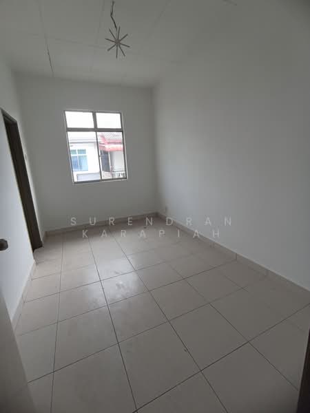 2-storey Terraced House for Sale in Taman Alam Indah (Shah Alam) - Surendran Karapiah - Interior - PropertyGuru.com.my