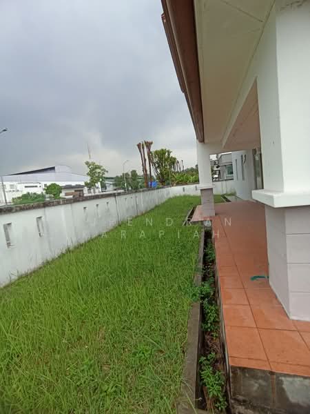 2-storey Terraced House for Sale in Taman Alam Indah (Shah Alam) - Surendran Karapiah - Exterior - PropertyGuru.com.my