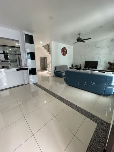 3-storey Terraced House for Sale in Taman Nusa Sentral (Iskandar Puteri (Nusajaya)) - Endy Law Law - Living Room - PropertyGuru.com.my