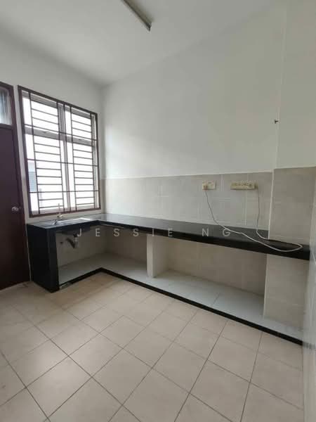 Rumah Teres 2-Tingkat untuk Disewa di Bukit Indah (Iskandar Puteri (Nusajaya)) - Jessie Ng - Kitchen - PropertyGuru.com.my