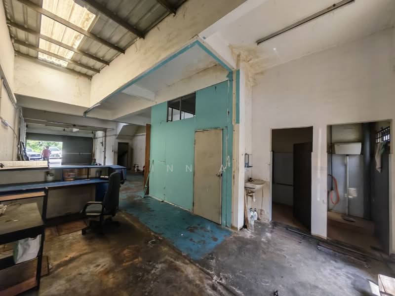 Kedai untuk Dijual di Tampoi (Johor) - Finn Aw - PropertyGuru.com.my