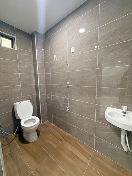 2-storey Terraced House for Sale in Taman Skudai Baru (Skudai) - Sharon Ng - Bathroom - PropertyGuru.com.my