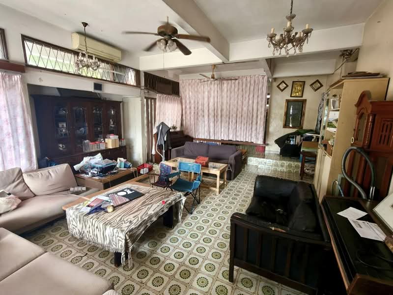 Semi-Detached House for Sale in Taman Maluri (Cheras) - Azli Ibrahim - Living Room - PropertyGuru.com.my
