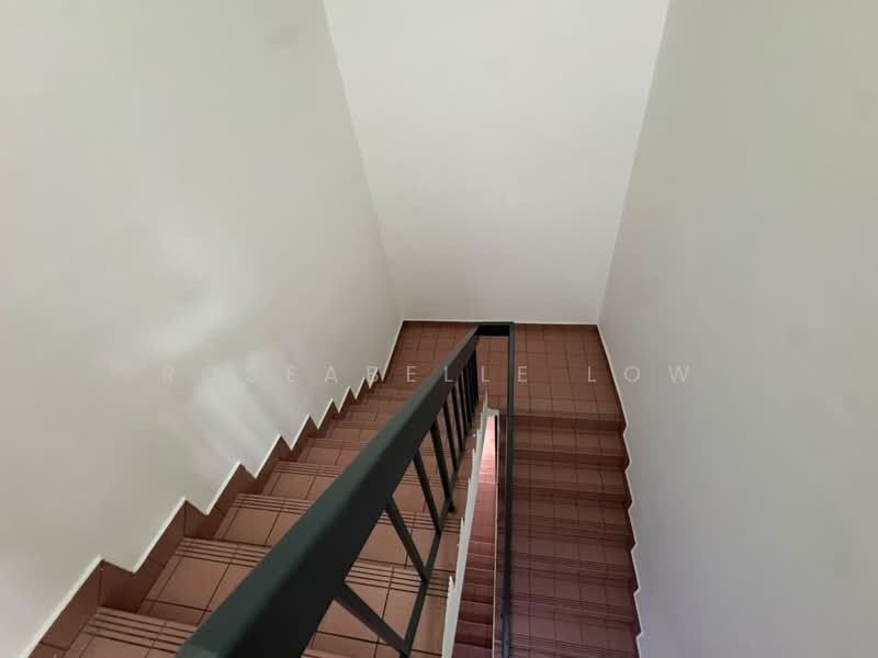 Shop for Rent in Taman Perindustrian Kinrara (Bandar Kinrara) - Roseabelle Low - Corridor - PropertyGuru.com.my