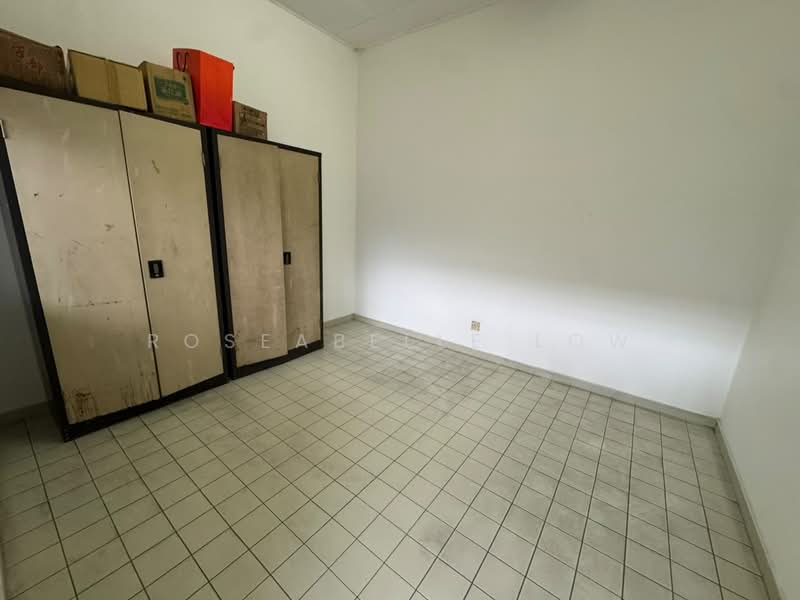 Shop for Rent in Taman Perindustrian Kinrara (Bandar Kinrara) - Roseabelle Low - Interior - PropertyGuru.com.my