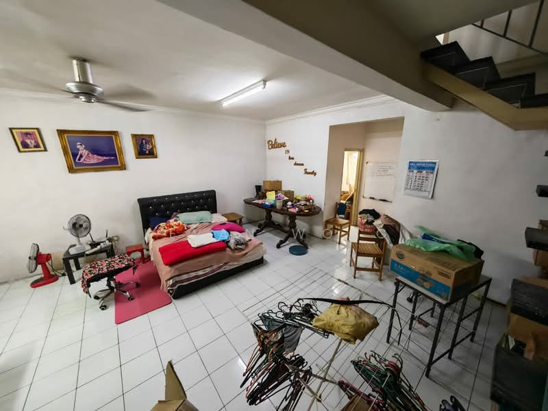 Rumah Teres 2-Tingkat untuk Dijual di Taman Impian Indah (Sungai Buloh) - Kevan Wong - Bedroom - PropertyGuru.com.my