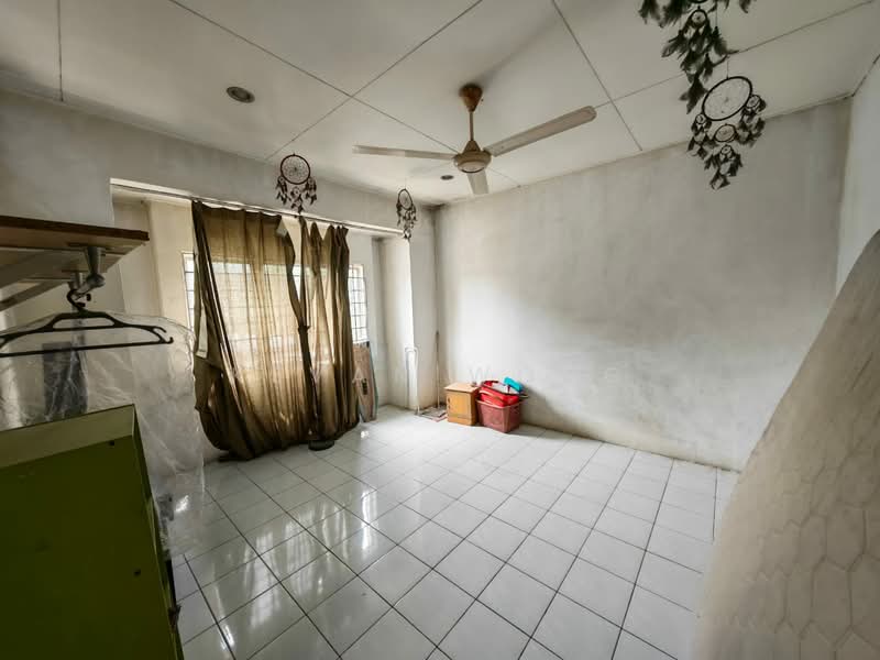 Rumah Teres 2-Tingkat untuk Dijual di Taman Impian Indah (Sungai Buloh) - Kevan Wong - Interior - PropertyGuru.com.my
