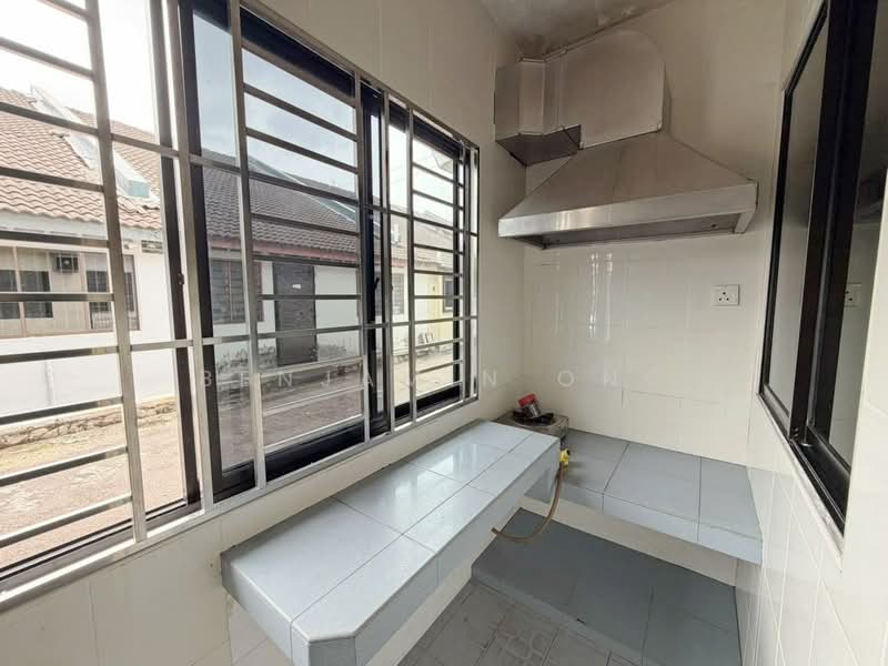 1.5-storey Terraced House for Sale in Taman Puteri Wangsa (Ulu Tiram) - Benjamin Ong - PropertyGuru.com.my