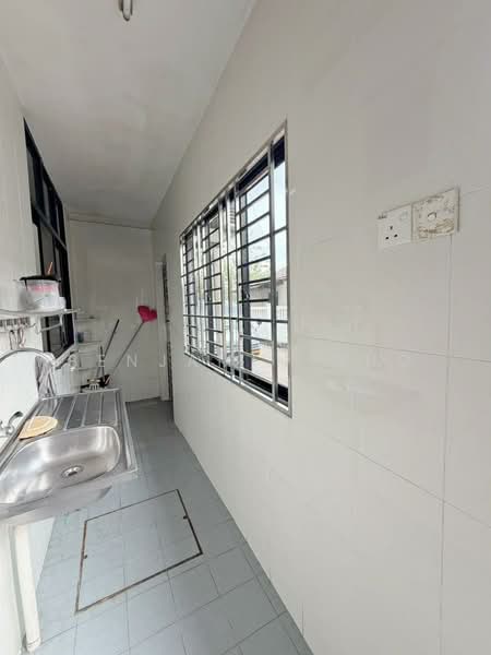 1.5-storey Terraced House for Sale in Taman Puteri Wangsa (Ulu Tiram) - Benjamin Ong - PropertyGuru.com.my