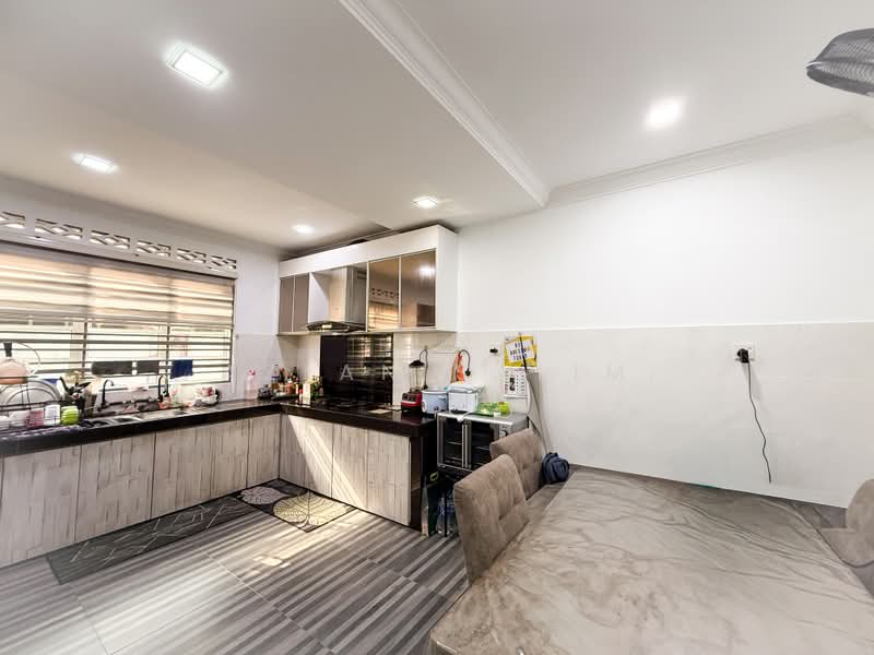Rumah Teres 2-Tingkat untuk Dijual di Bandar Baru Senawang (Senawang) - Azlan Salim - PropertyGuru.com.my