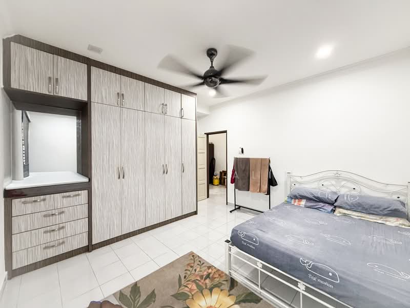 Rumah Teres 2-Tingkat untuk Dijual di Bandar Baru Senawang (Senawang) - Azlan Salim - PropertyGuru.com.my