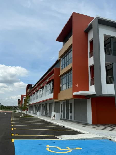 Office for Rent in Bandar Rimbayu (Telok Panglima Garang) - Jie Hoh - Exterior - PropertyGuru.com.my