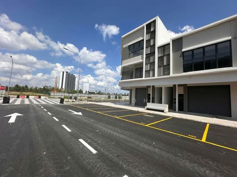 Shop for Rent in Bandar Rimbayu (Telok Panglima Garang) - Jie Hoh - Exterior - PropertyGuru.com.my