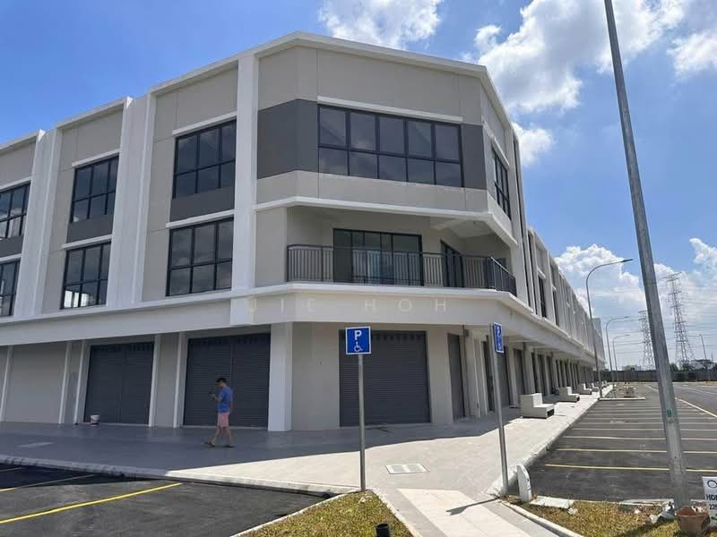 Shop for Rent in Bandar Rimbayu (Telok Panglima Garang) - Jie Hoh - Exterior - PropertyGuru.com.my