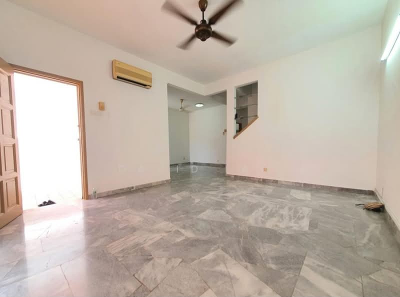 2-storey Terraced House for Rent in Subang Jaya (Selangor) - David Lao - Living Room - PropertyGuru.com.my